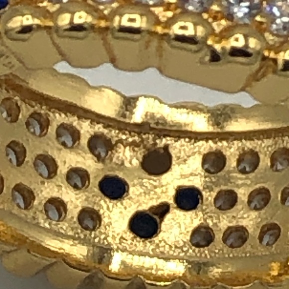 18k Sapphire Venetian Band - Picture 10 of 10